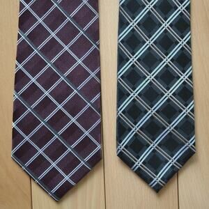 Pierre Cardin and Geoffrey Beene Tie Lot 2 Pair